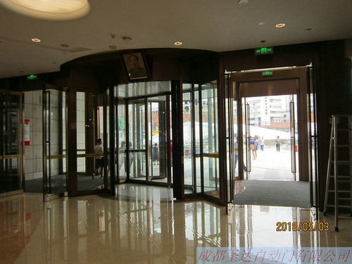 瀘州旋轉(zhuǎn)門,兩翼豪華旋轉(zhuǎn)門,瀘州步步高旋轉(zhuǎn)門,圣達自動門